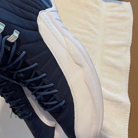 Jordan 12 - Picture 6 of 9